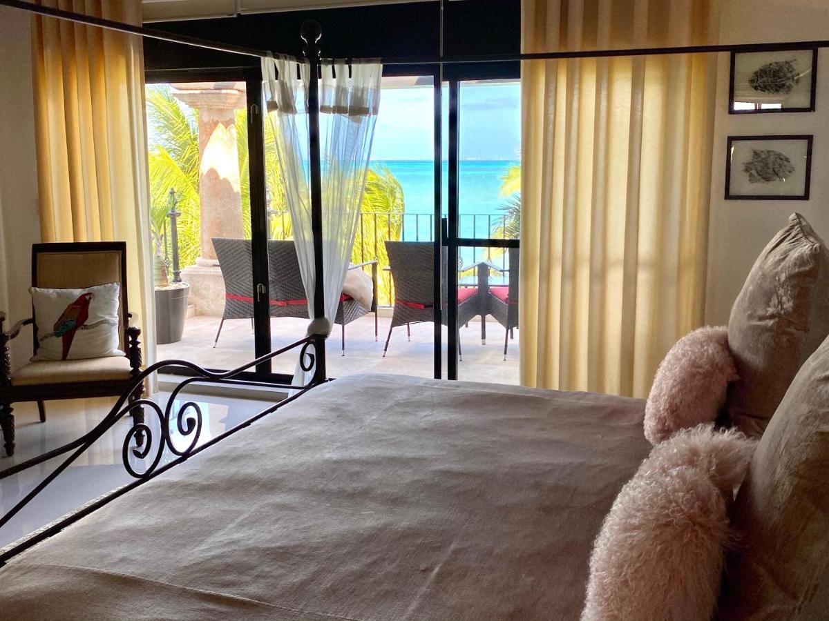 Villa Albatros Oceanfront Luxury Hotelzone Канкун Екстериор снимка