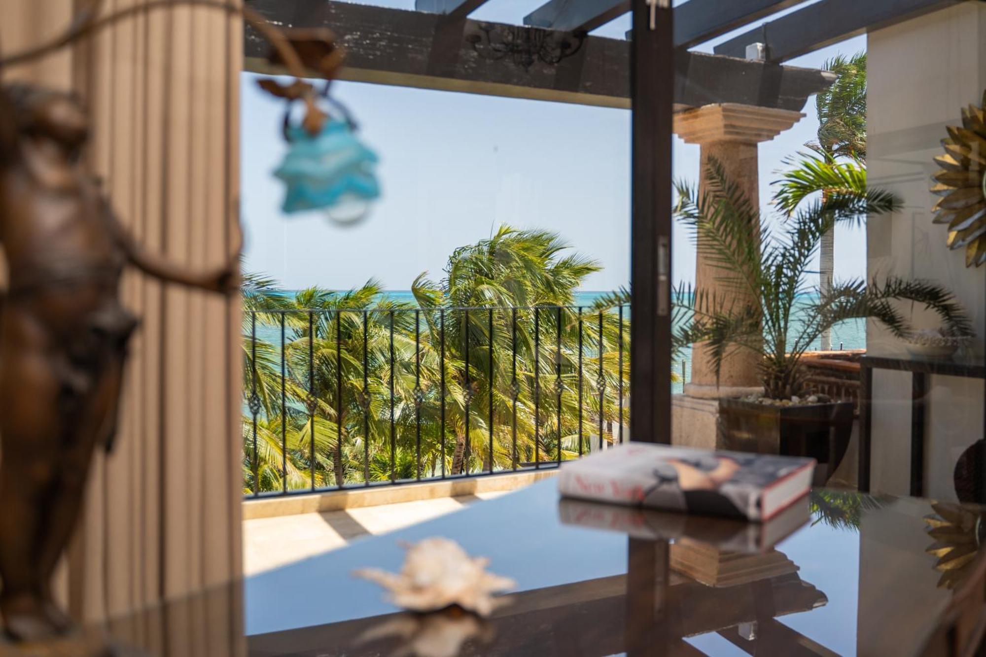 Villa Albatros Oceanfront Luxury Hotelzone Канкун Екстериор снимка