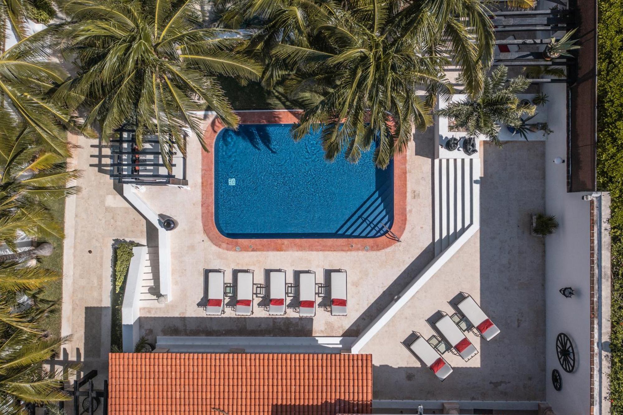 Villa Albatros Oceanfront Luxury Hotelzone Канкун Екстериор снимка